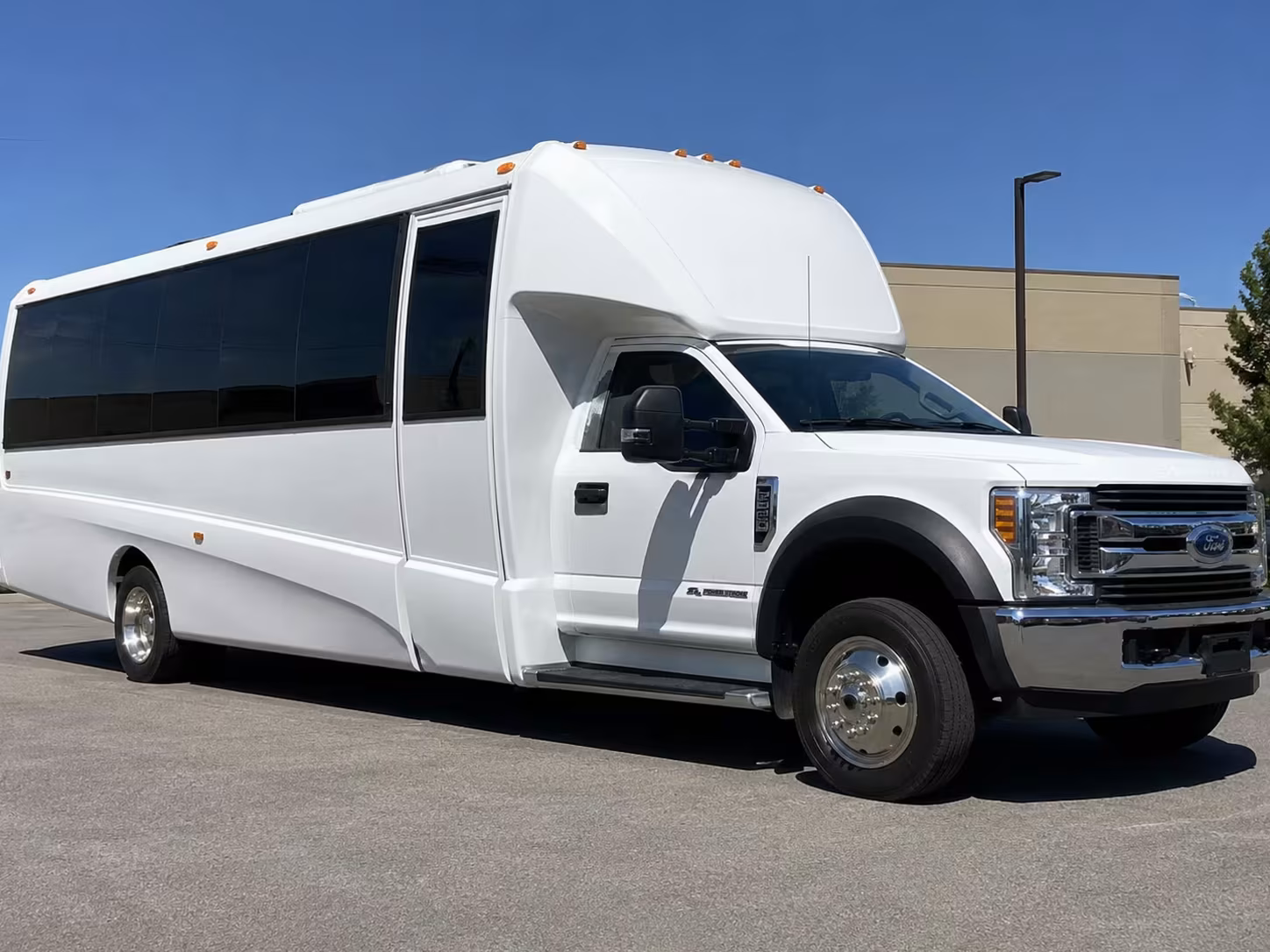 18 passenger minibus