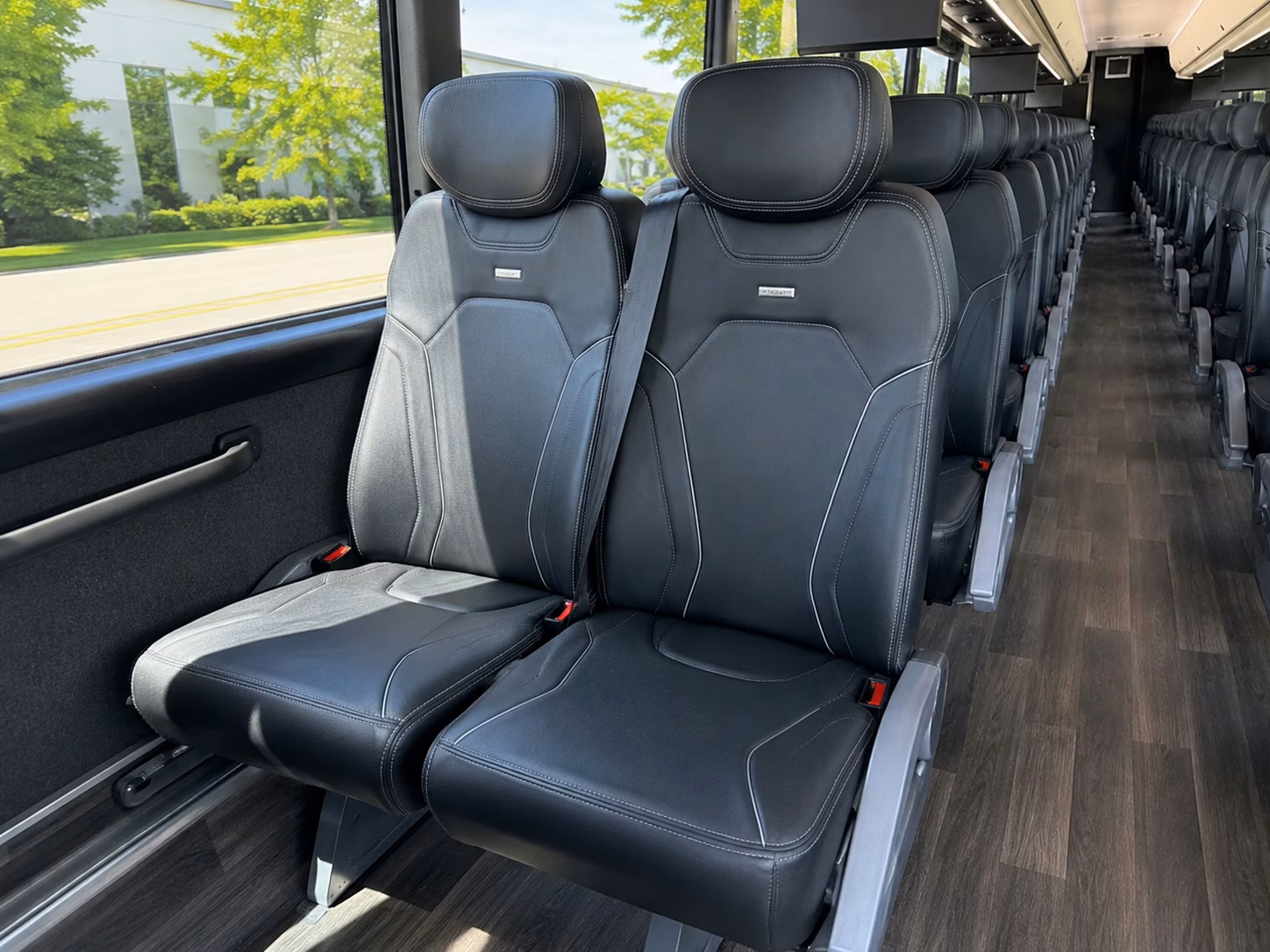 corporate event charter buses for pittsburg businesses