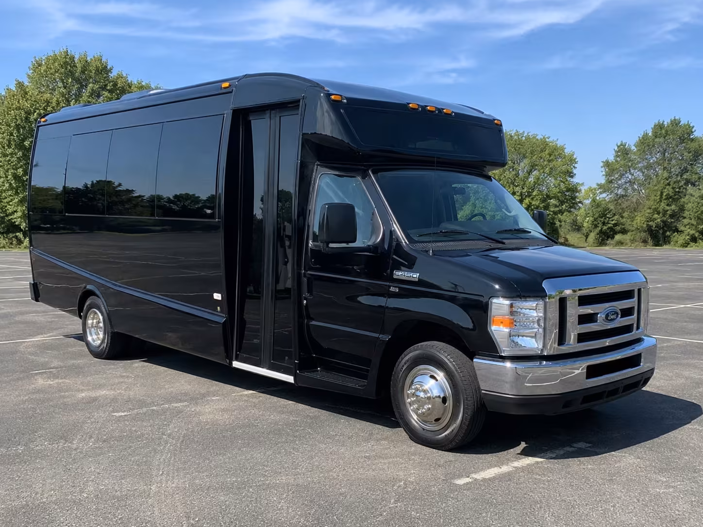 pittsburg 15 passenger minibus rental