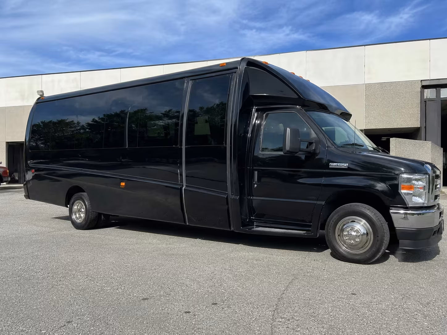 pittsburg minibus rentals for youth ministry and vbs trips
